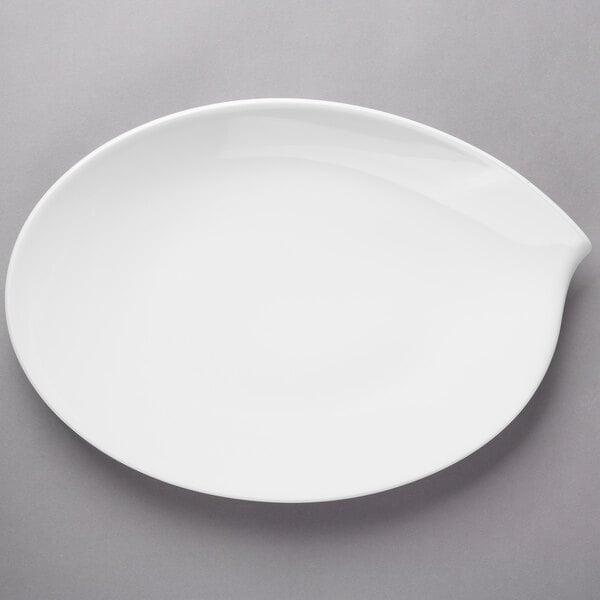 Flow Oval Platter, 14.1 x 9.4"