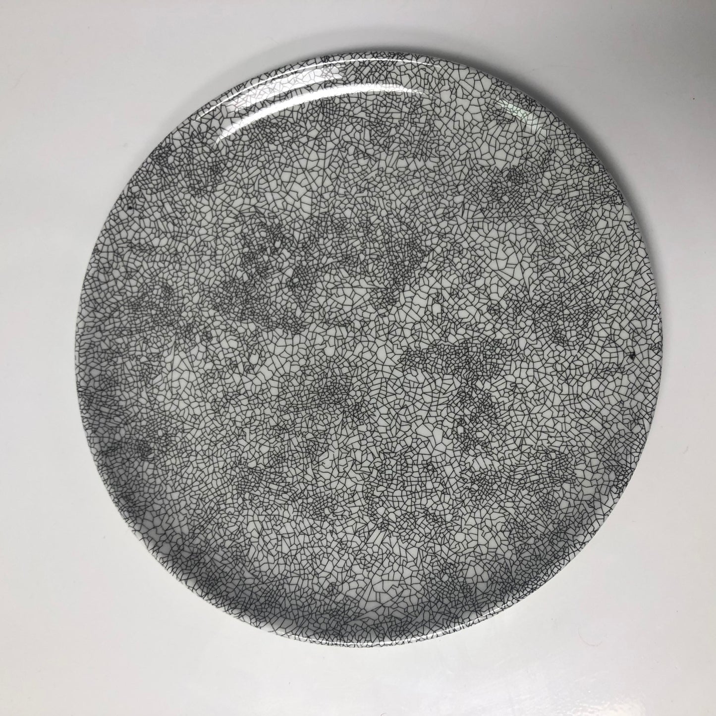 Lace Black Coupe Plate, 27 cm/ 10.75"