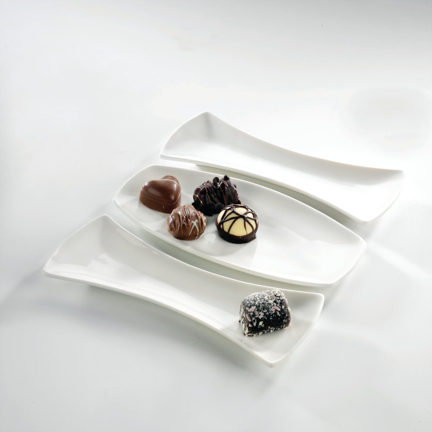 Anton Black Slim Platter Concave Sides, 31.7 cm/ 12.5"