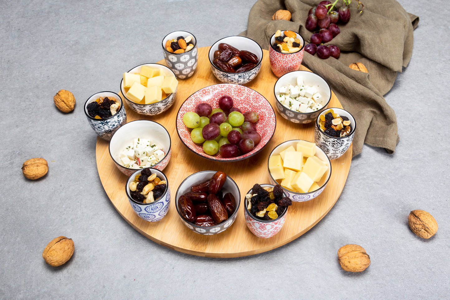 Delirio - Bowl Set, 13 x 7 cm / 5 1/8 x 2 3/4", 0.50 L / 17 1/2 oz (imp), Set of 6 Assorted, Non-Stock)