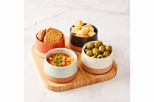 Delta Bowl Set - 4 Bowls, 9.5 x 5.5cm / 3 3/4 x 2 1/8" + Board, 22 x 22 cm / 8 5/8 X 8 5/8"