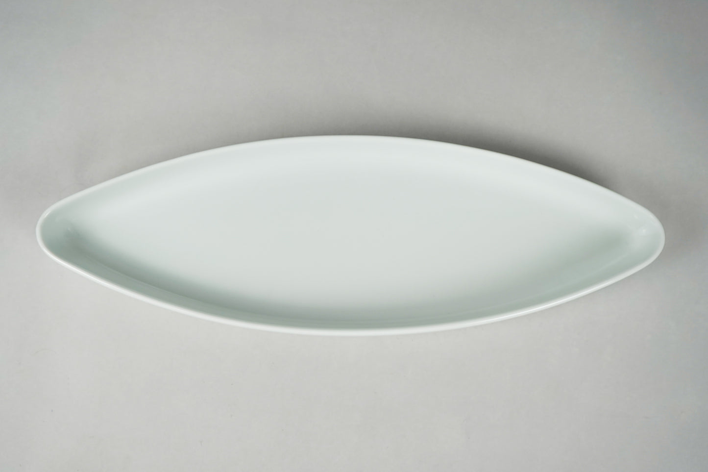 EASTERN OVAL PLATTER 47.5 x 15.5 x 4 cm (18 3/4 x 6 1/8 x 1 1/2) 2pk
